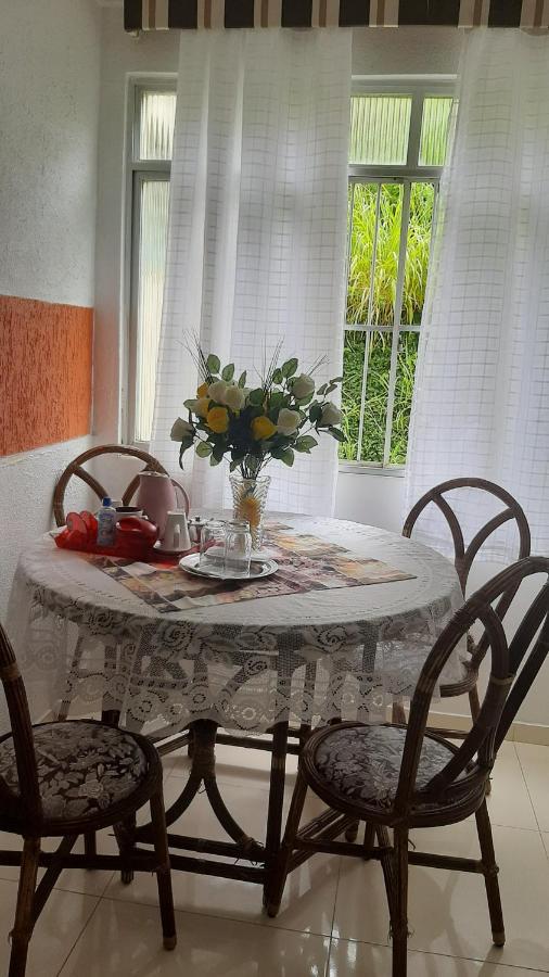 Bem Localizado Apartamento 2 Quartos Orla Rio Vermelho Ha 20 Min Da Barra-Ondina Internet Arcondicionado Salvador Kültér fotó